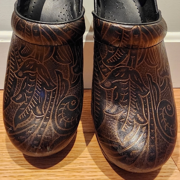 Dansko clogs - Picture 4 of 8